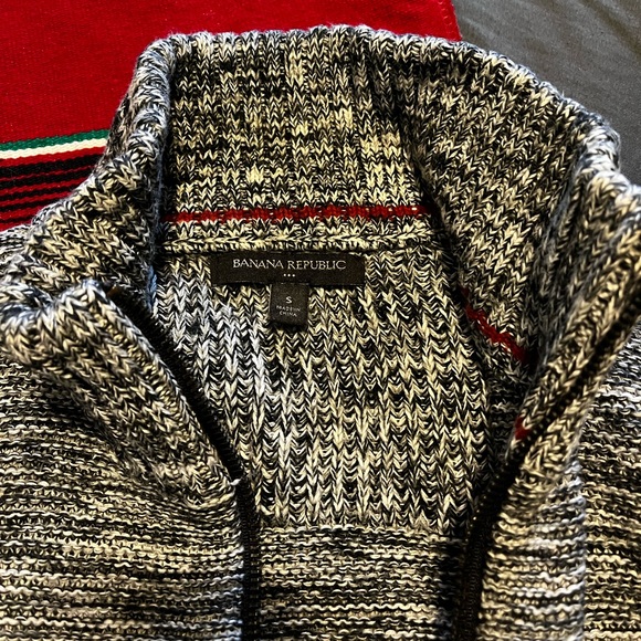 Banana Republic Full Zip Sweater - Picture 2 of 4